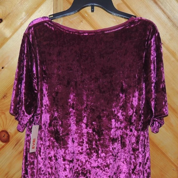 NWT EVRI Burgundy Velvet Pocket Tee Shirt Size 1X - Picture 5 of 6